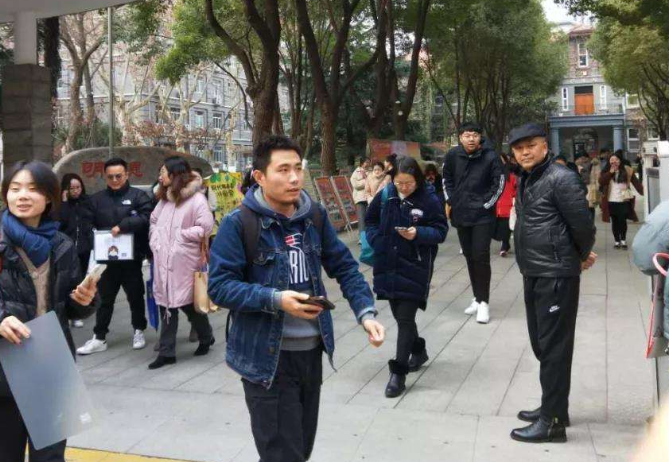“车厘子一天吃多少个最好？”