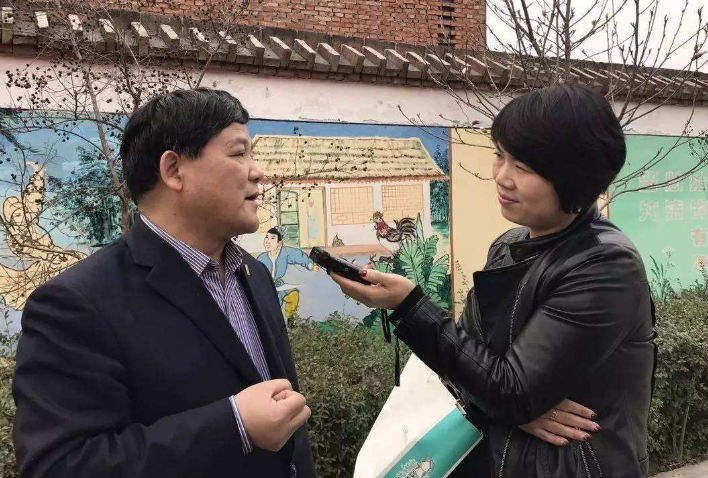 “秦昭襄王之后是谁继位？”
