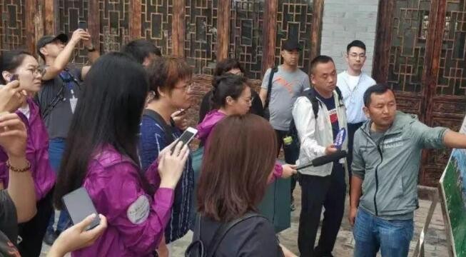 “五个手指头分别叫什么？”